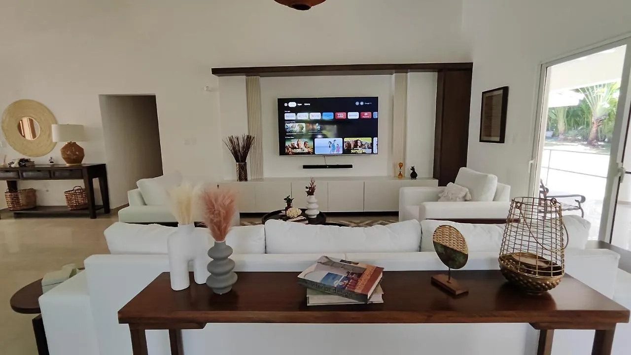 Luxury 4-Bedroom Villa With Climate Pool Sosúa