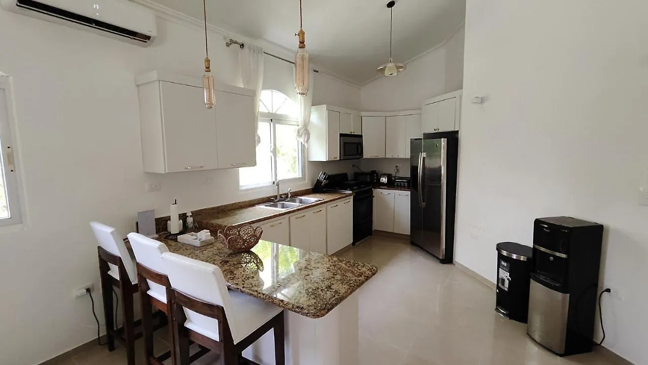 Luxury 4-Bedroom Villa With Climate Pool Sosúa ドミニカ共和国